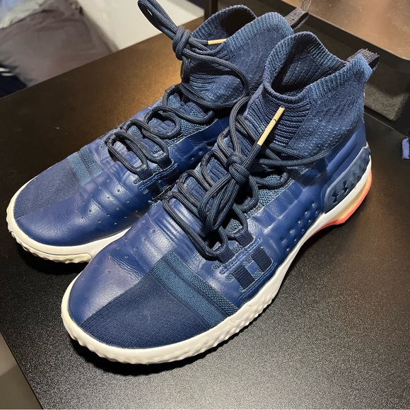 UA Project Rock 1 Men’s Shoes - Picture 2 of 7